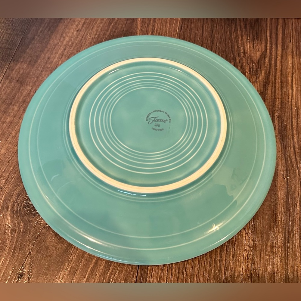 GUC Homer Laughlin Fiesta Ware 10 1/2” Turquoise Dinner Plate, Lead Free - Picture 3 of 3